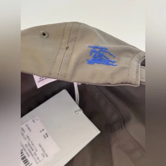 Burberry Gabardine Baseball Cap 🧢 in size L